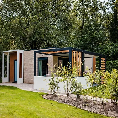Hébergement de vacances In Veluwe With Peaceful Surroundings, Cleaning Included *