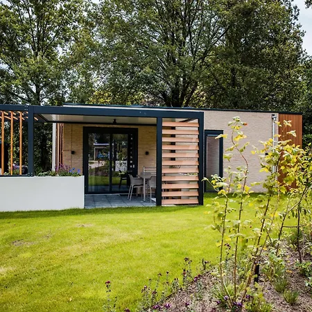 Hébergement de vacances In Veluwe With Peaceful Surroundings, Cleaning Included *