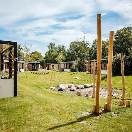 Hébergement de vacances In Veluwe With Peaceful Surroundings, Cleaning Included Voorthuizen